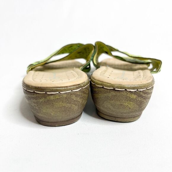 🍋 Ashley Blue • Women’s Mini Wedge Slip On Sandals Size 7 - Picture 5 of 8